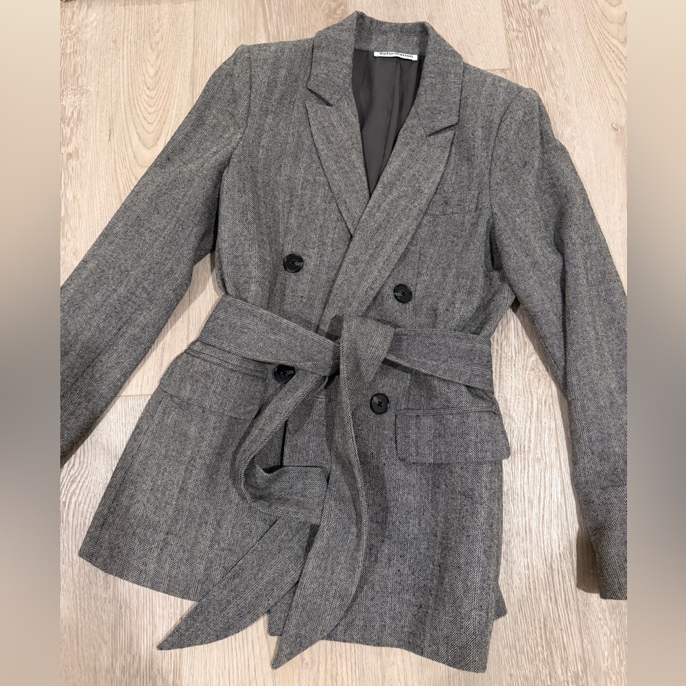 New Reformation Herringbone Wool New Castle Tie Waist Blazer Grey Black Small